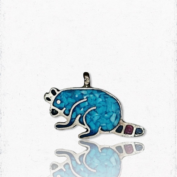 6407gc. Potentially Raccoon Charm - Picture 5 of 6